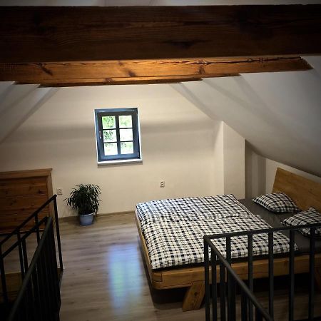 Mezonetovy Apartman S Terasou Na Samote V Lese Vlkava エクステリア 写真