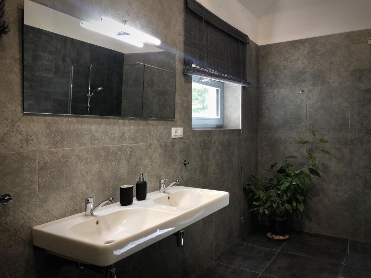 Mezonetovy Apartman S Terasou Na Samote V Lese Vlkava エクステリア 写真
