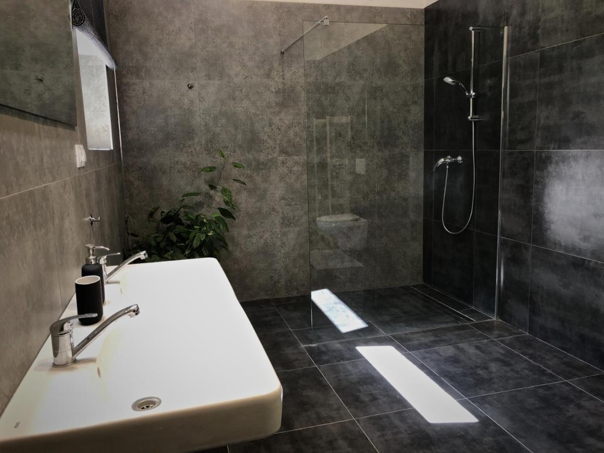 Mezonetovy Apartman S Terasou Na Samote V Lese Vlkava エクステリア 写真